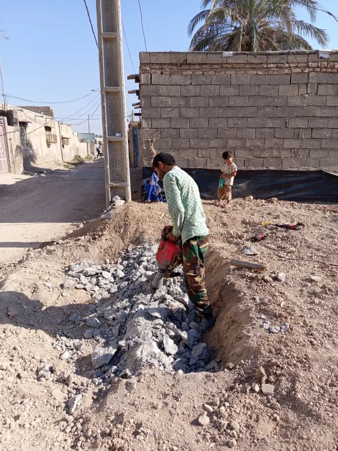 تخریب،وسفت کاری|خدمات پیشه و مهارت|خرمشهر, |دیوار