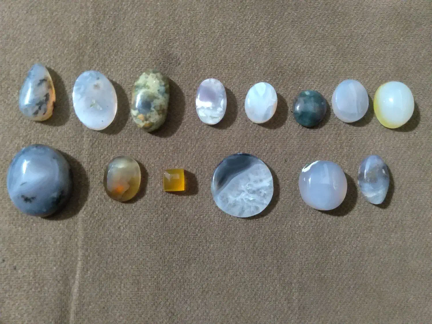 سنگ تراش خورده|جواهرات|مشهد, یاس|دیوار