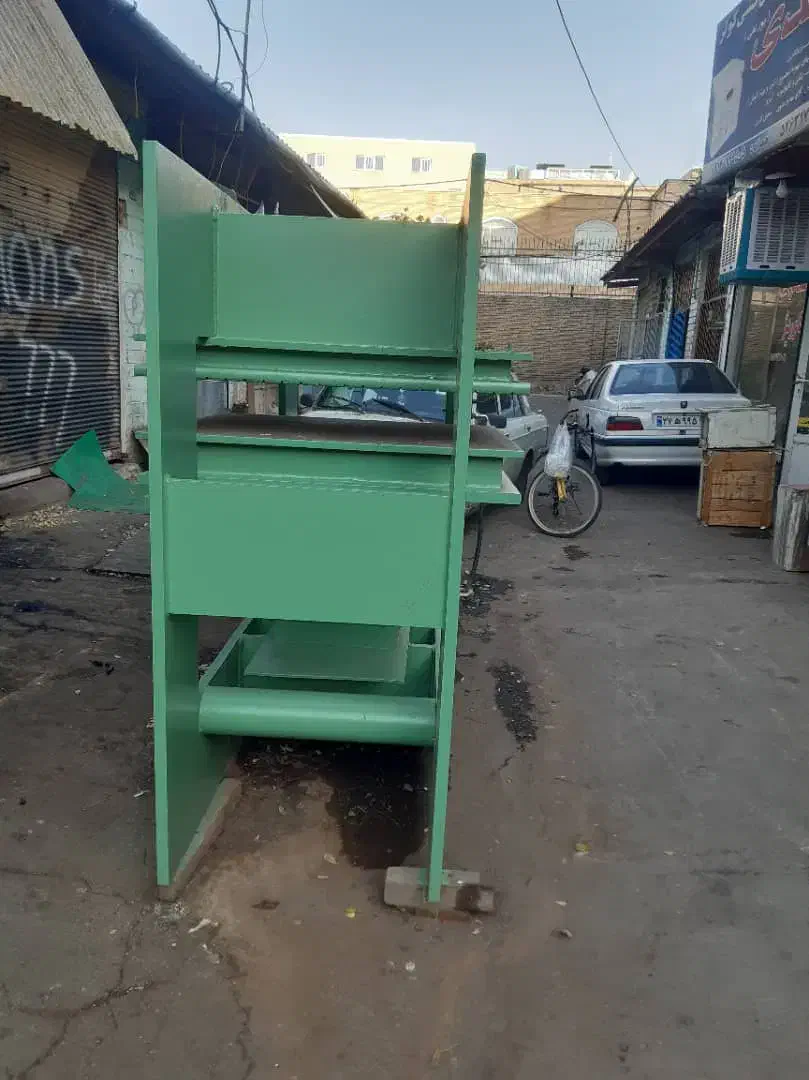 دستگاه پرس هیدرولیک لاستیک گازی و برقی عرض ۲متر|ماشینآلات صنعتی|تهران, پامنار|دیوار