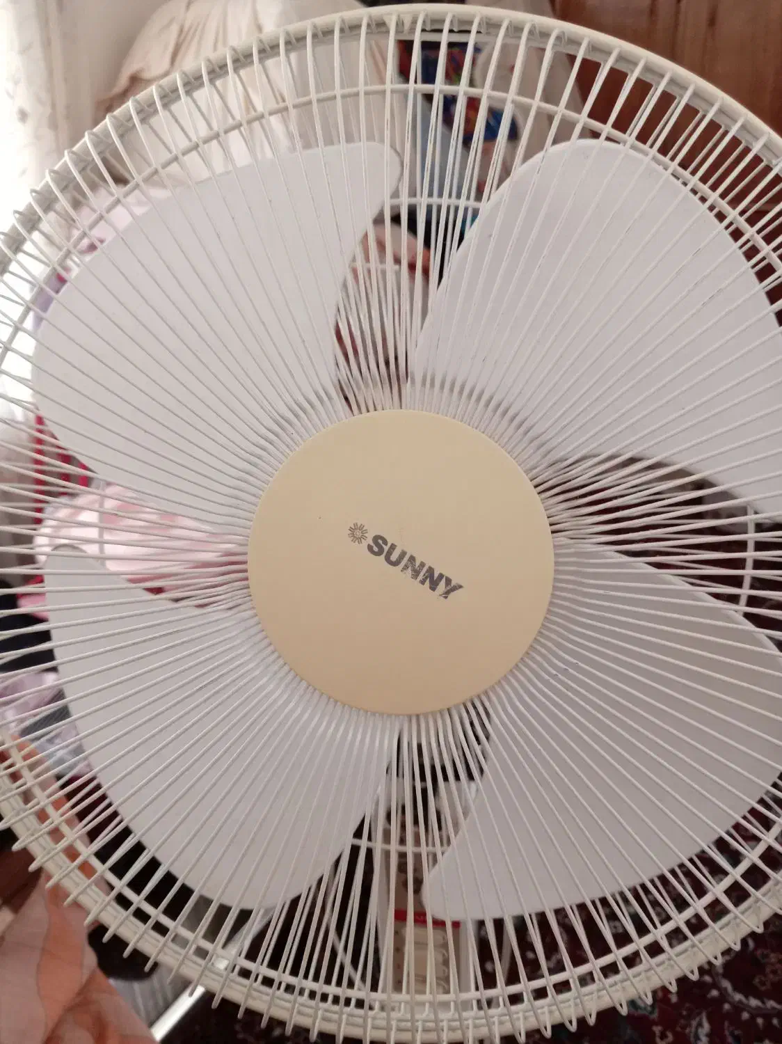 پنکه ایستاده سانی|پنکه و تصفیه‌کنندهٔ هوا|تبریز, |دیوار