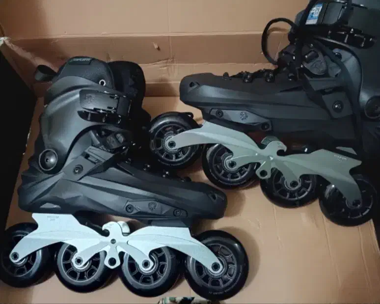 کفش اسکیت حرفه ای بزرگسال|دوچرخه، اسکیت، اسکوتر|کرج, باغستان|دیوار