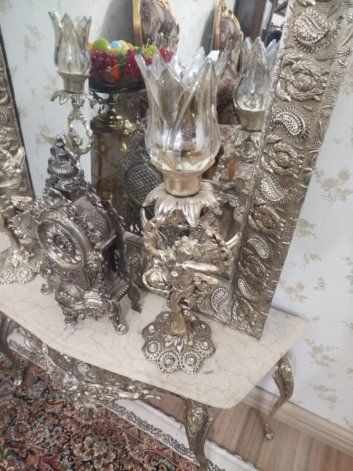 فقط شمعدانی  با ساعت|صنایع دستی و سایر لوازم تزئینی|قزوین, |دیوار