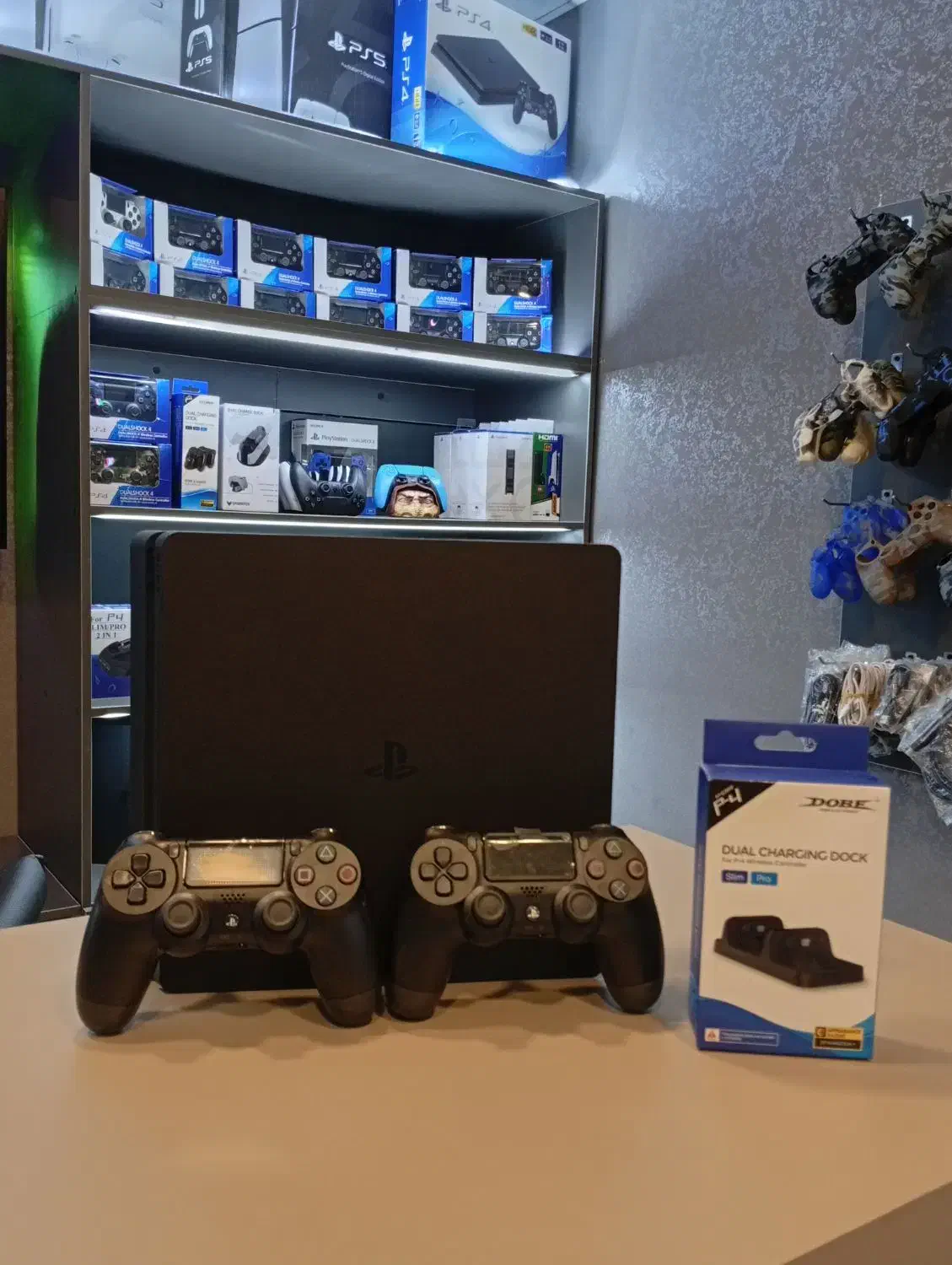 ps4 slim اکانتی پلی استیشن ۴ اسلیم اکانتی|کنسول، بازی ویدئویی و آنلاین|کرج, مطهری|دیوار