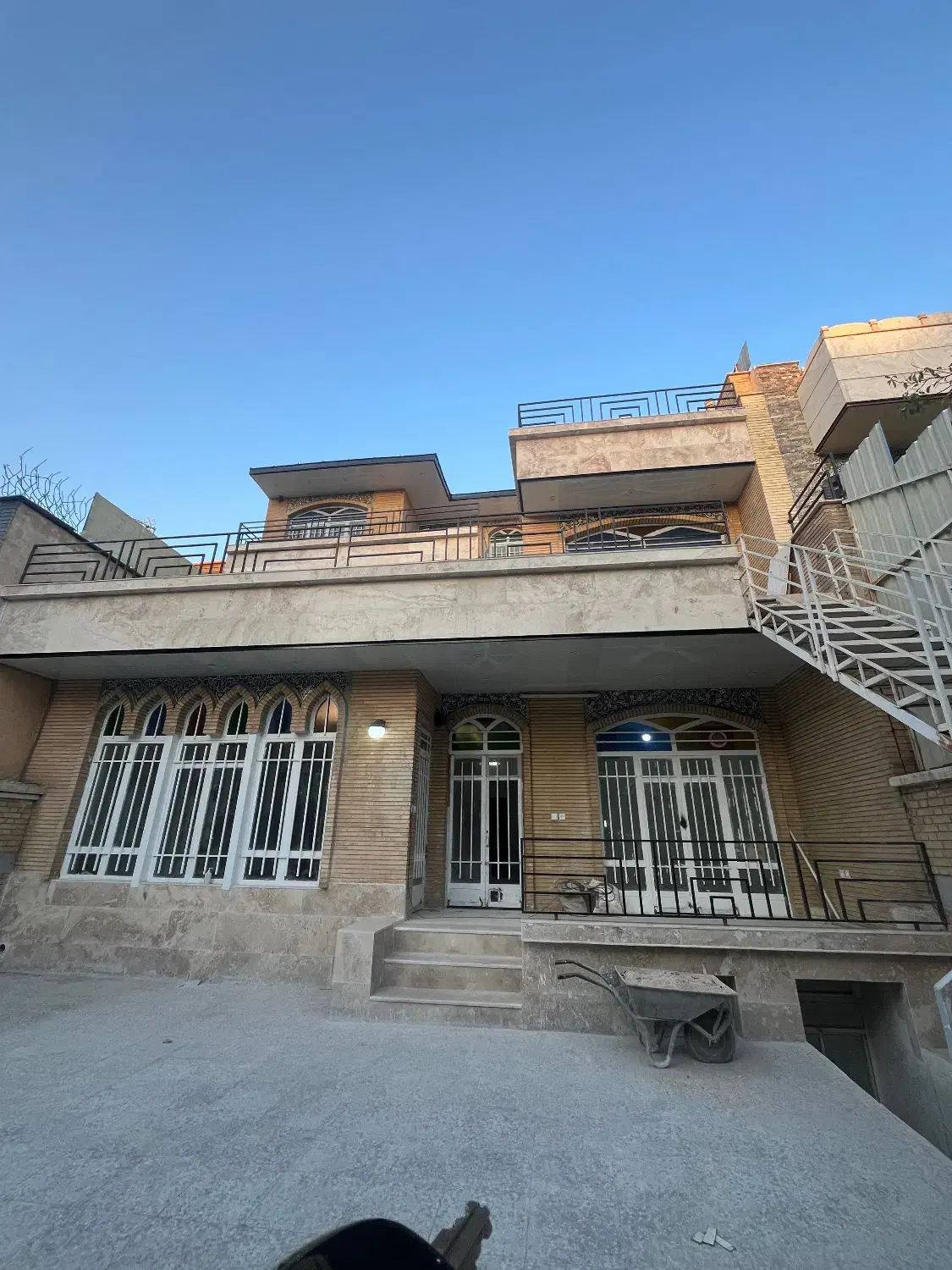 خوابگاه دخترانه ویژه دانشجویان و کارمندان|اجارهٔ کوتاه‌مدت آپارتمان و سوئیت|شیراز, خلدبرین|دیوار