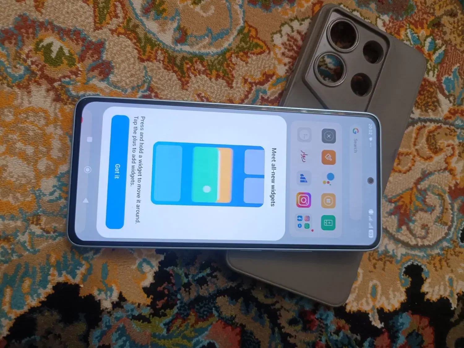 نوت13|موبایل|فولادشهر, A4|دیوار