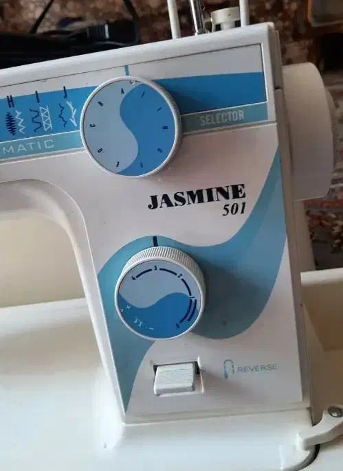 چرخ خیاطی یاسمین|چرخ خیاطی و ریسندگی|خرمآباد, |دیوار