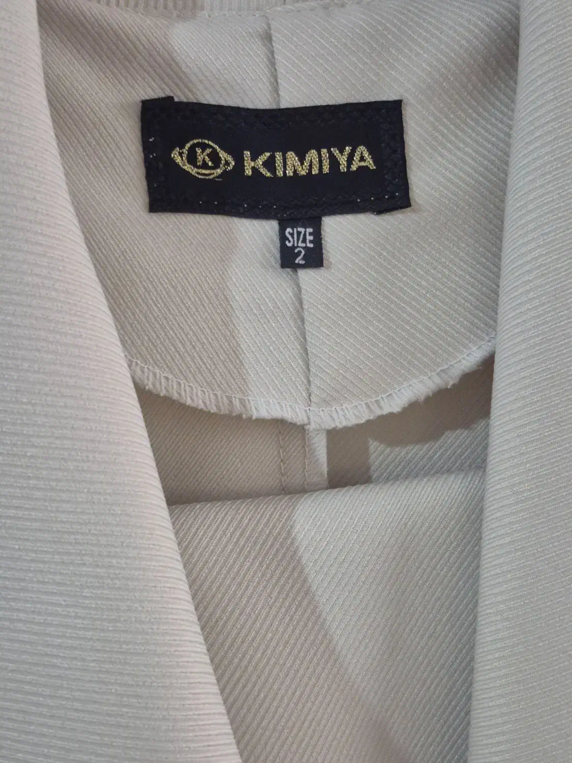 کت و شلوار نو|لباس|کنگاور, |دیوار