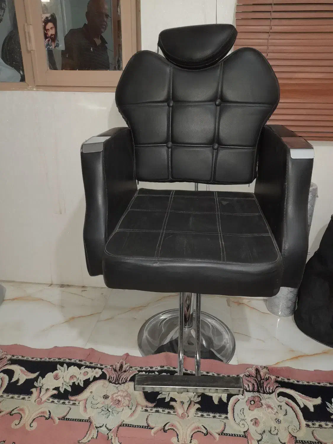 صندلی ارایشگاه|آرایشگاه و سالنهای زیبایی|دلیجان, |دیوار