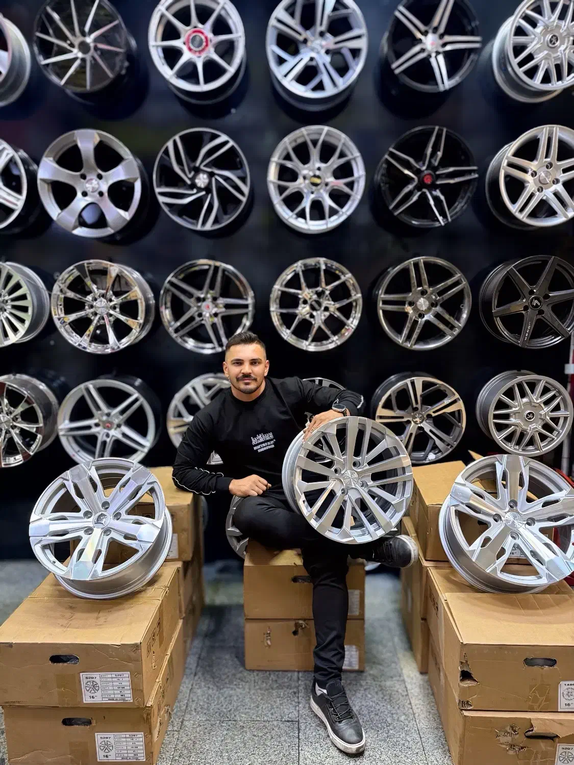 رینگ اسپورت و لاستیک و رینگ اسپرت|قطعات یدکی و لوازم جانبی|تبریز, |دیوار