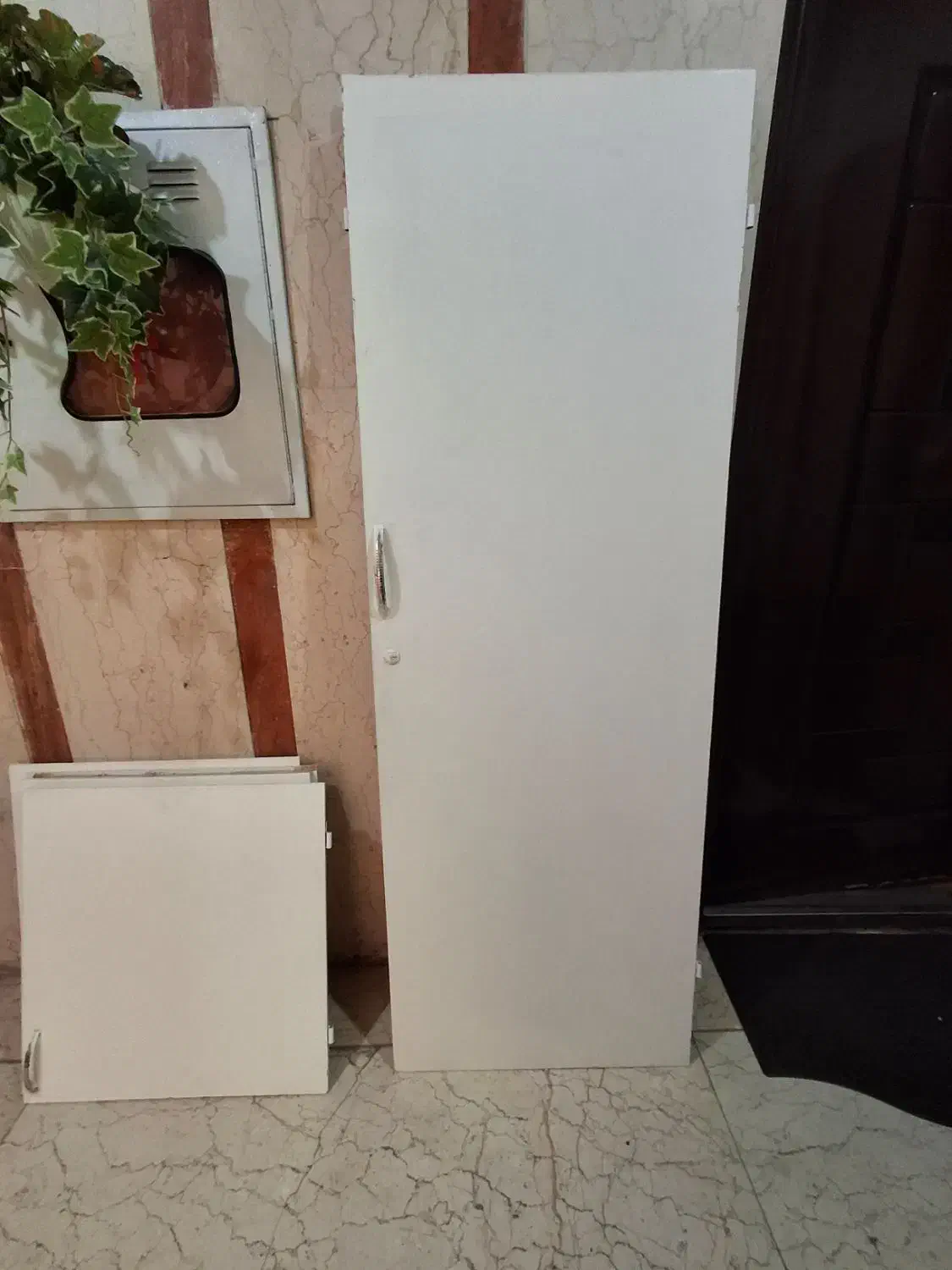 درب کمد دیواری|جاکفشی، کمد، دراور|کرج, دهقان ویلا|دیوار