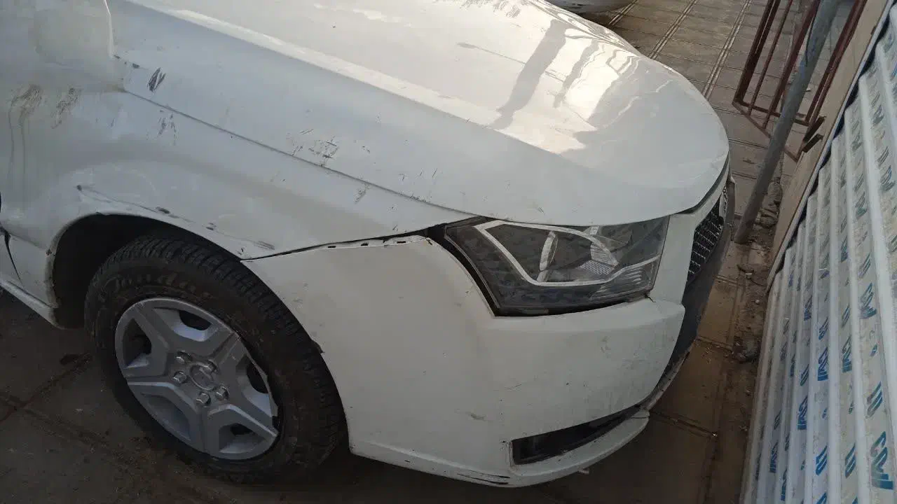 خودرو دنا تصادفی|خودرو سواری و وانت|قم, شهرک خودرو|دیوار