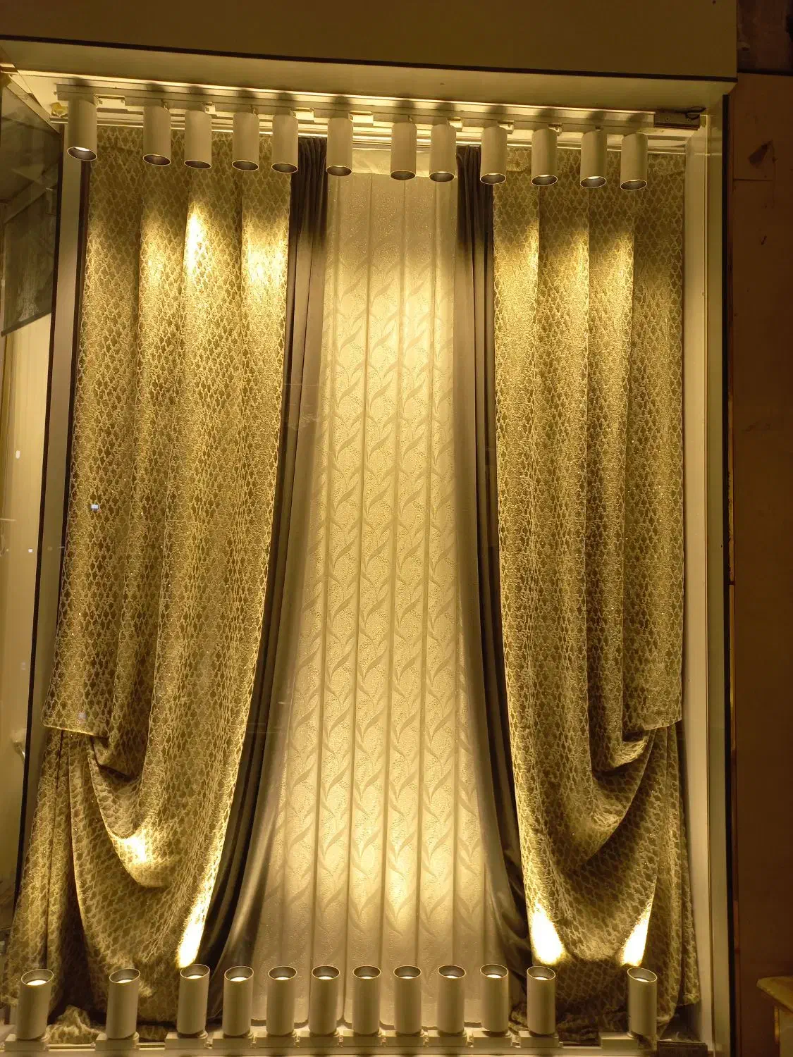 نصاب پرده نصب پرده کل مناطق تهران خدمات پرده وزبرا|خدمات پیشه و مهارت|تهران, تجریش|دیوار