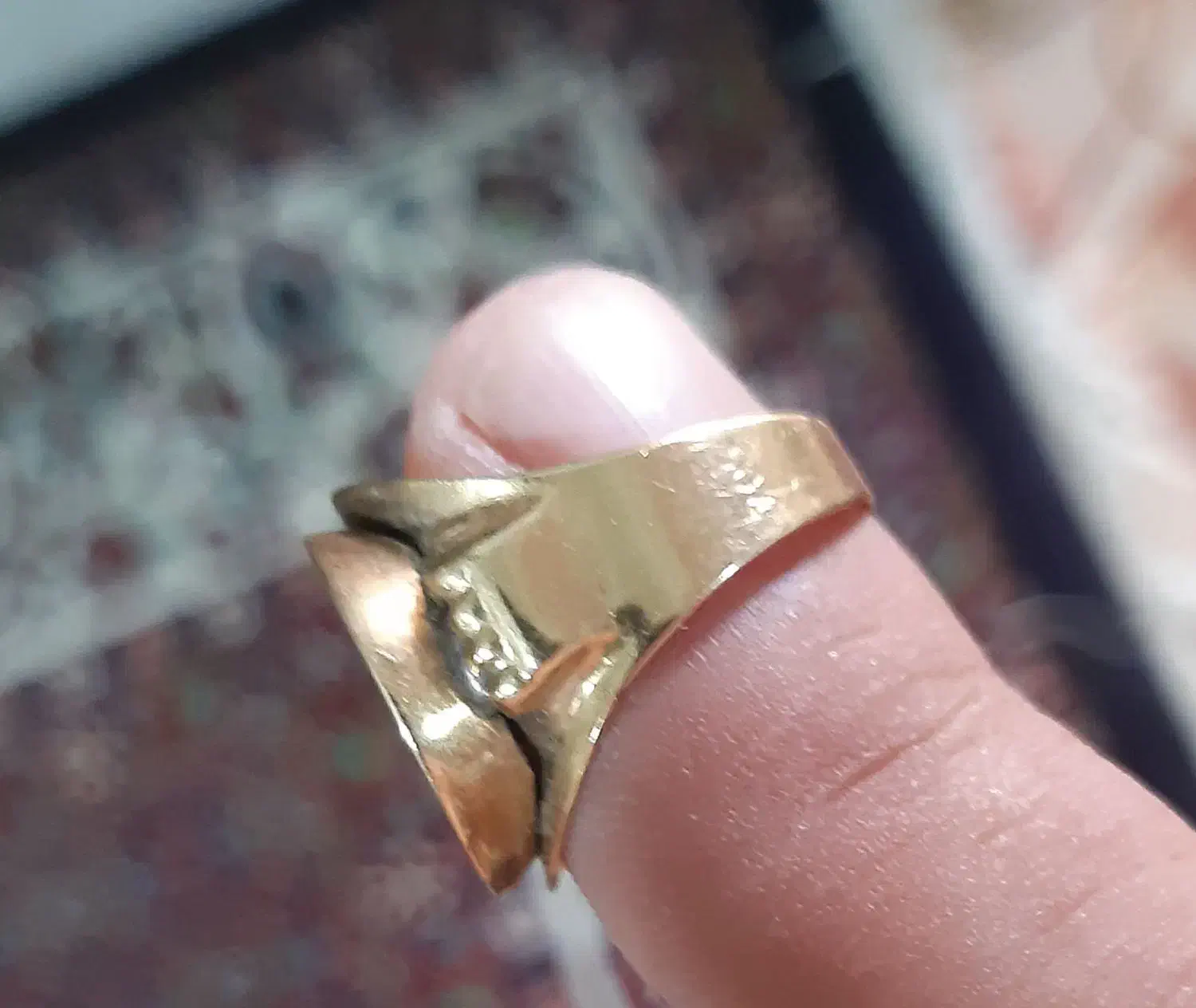 جواهر-انگشتر طلا آنتیک|جواهرات|تهران, فردوسی|دیوار