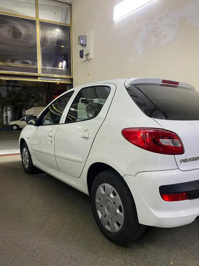 پژو 207 سقف فلز مدل1402بدون رنگ|خودرو سواری و وانت|تبریز, |دیوار