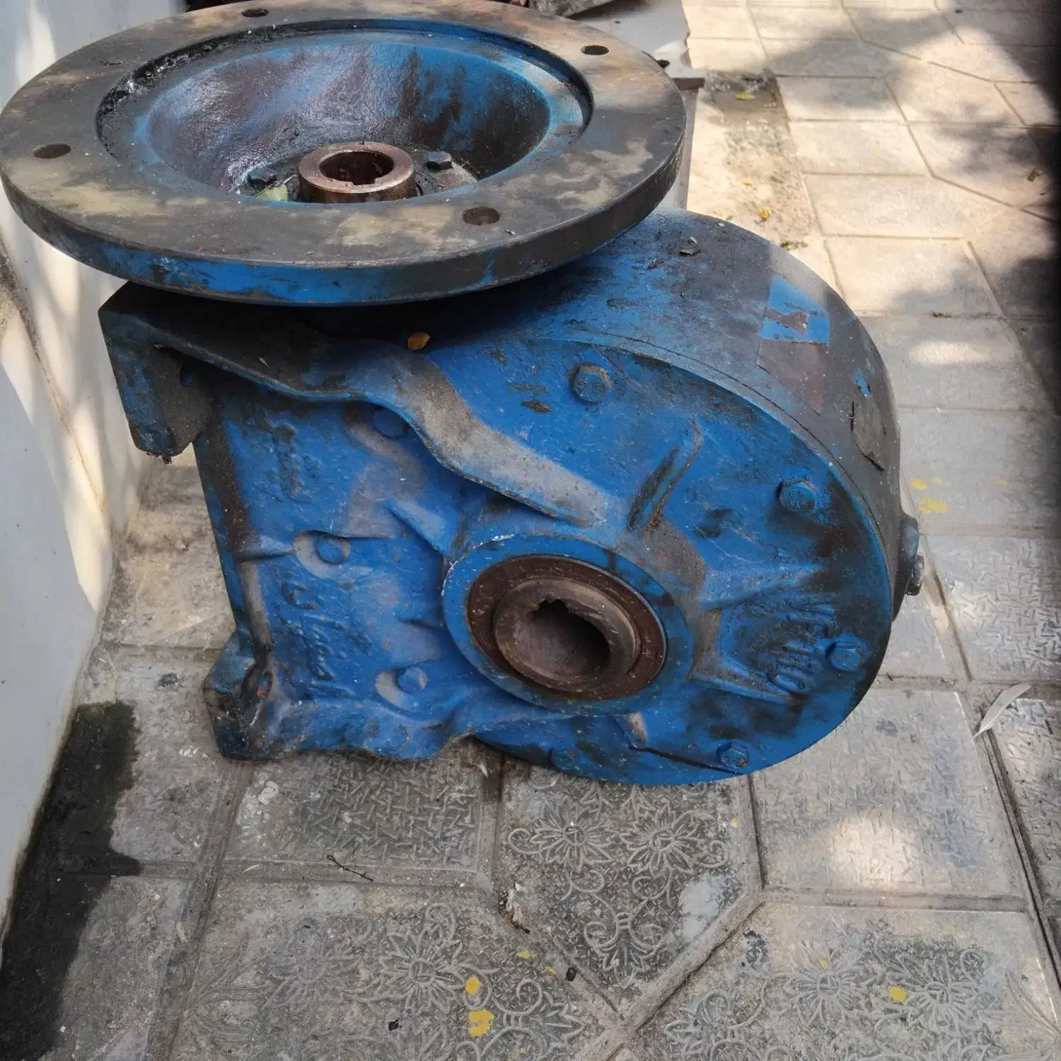 پمپ هیدرولیک دنده ای وگیربکس بالابر صنعتی۱۱۰|ماشین‌آلات صنعتی|گرگان, |دیوار