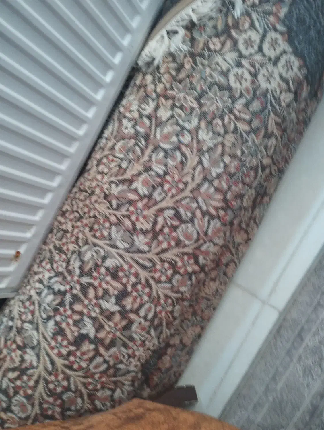 فرش|فرش|شاهینشهر, مسکن مهر|دیوار