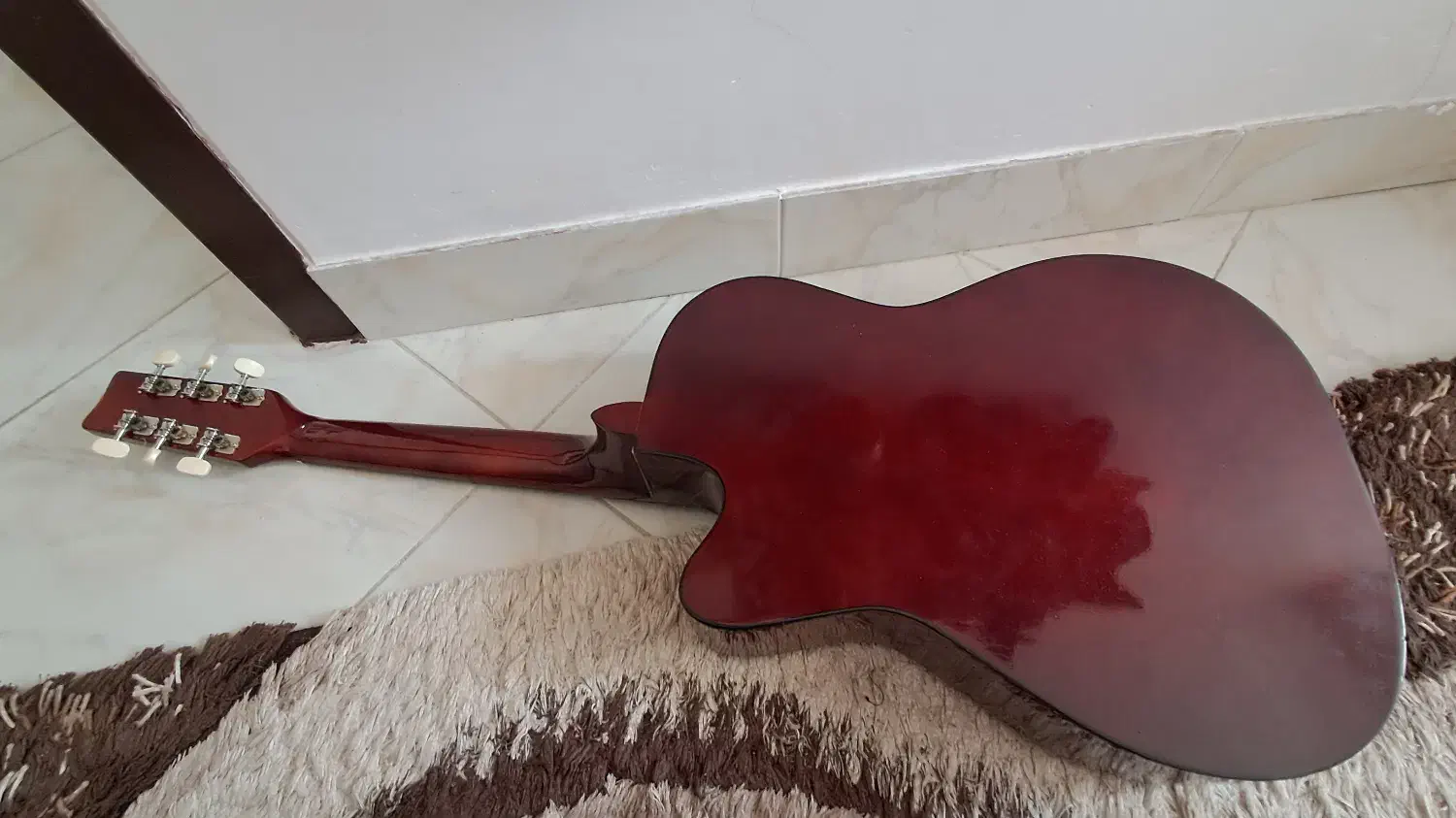 گیتار|گیتار، بیس، امپلیفایر|تبریز, |دیوار