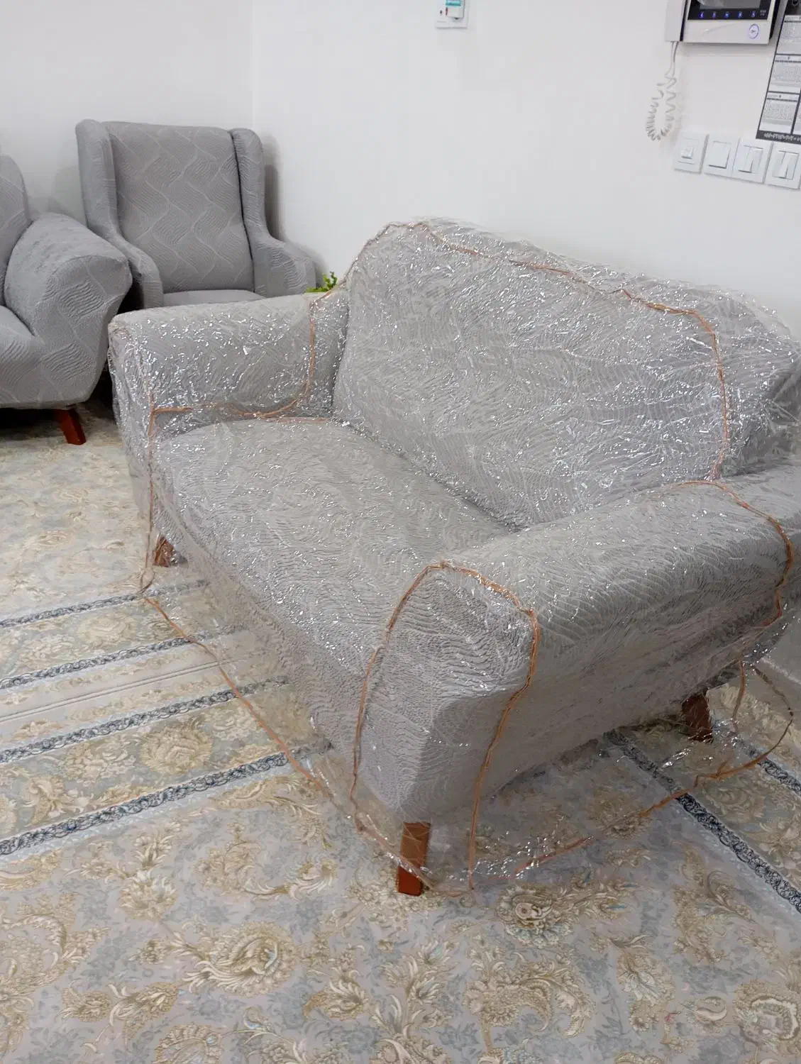 کاور سلفونی مبل راحتی|مبلمان خانگی و میز عسلی|قائن, |دیوار