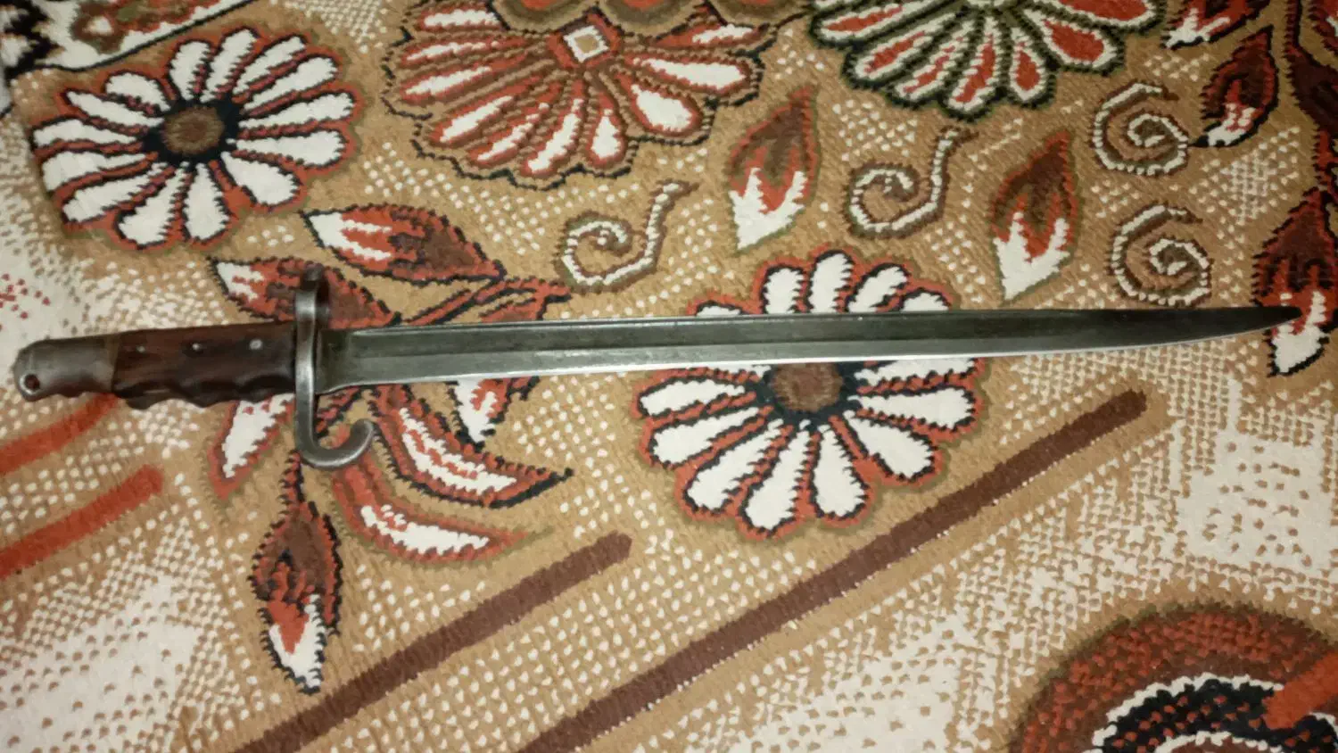 چاقو قدیمی|کلکسیون اشیاء عتیقه|فشم, |دیوار