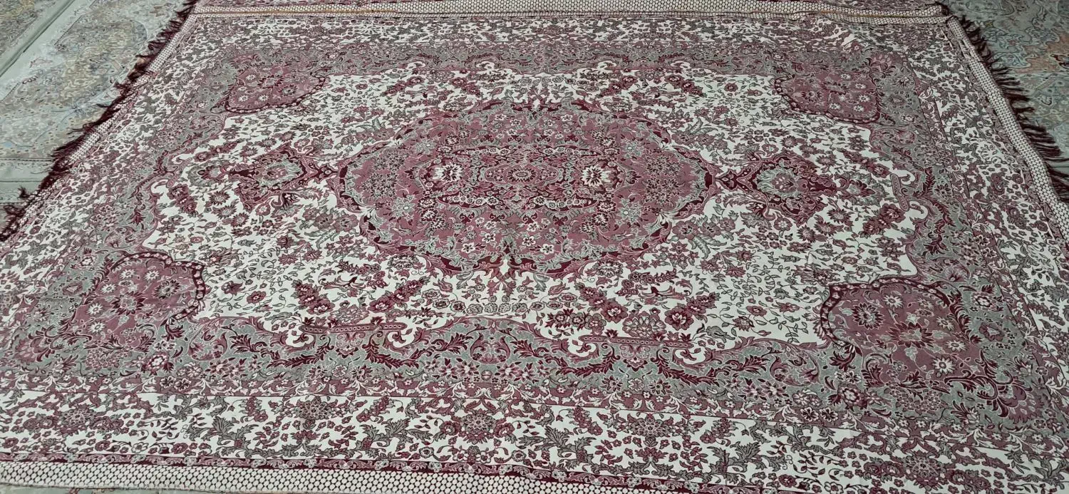 یک جفت روفرشی|روفرشی|مشهد, شهید آوینی|دیوار