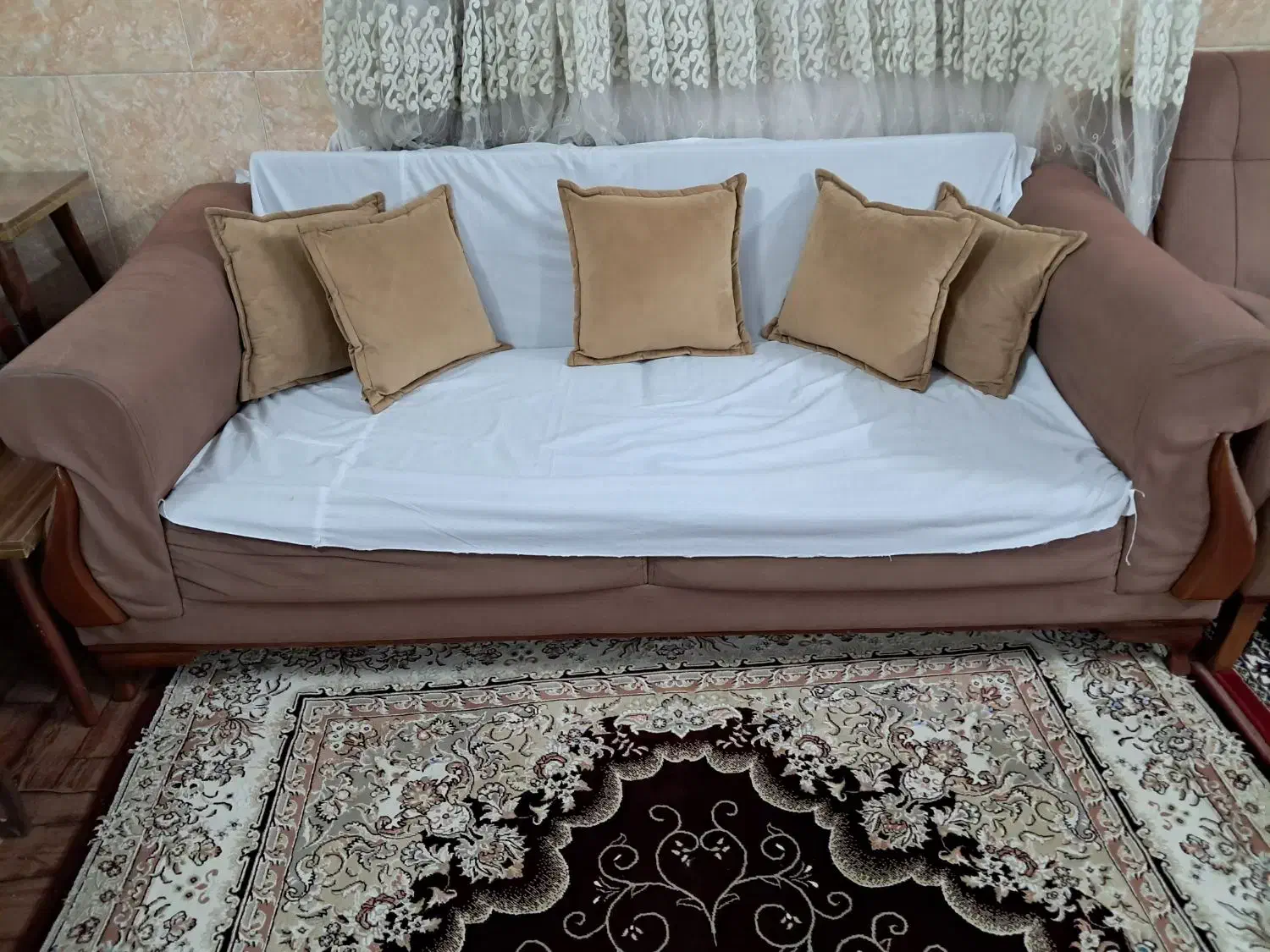 مبل و جلو مبلی|مبلمان خانگی و میز عسلی|قم, قلعه کامکار|دیوار
