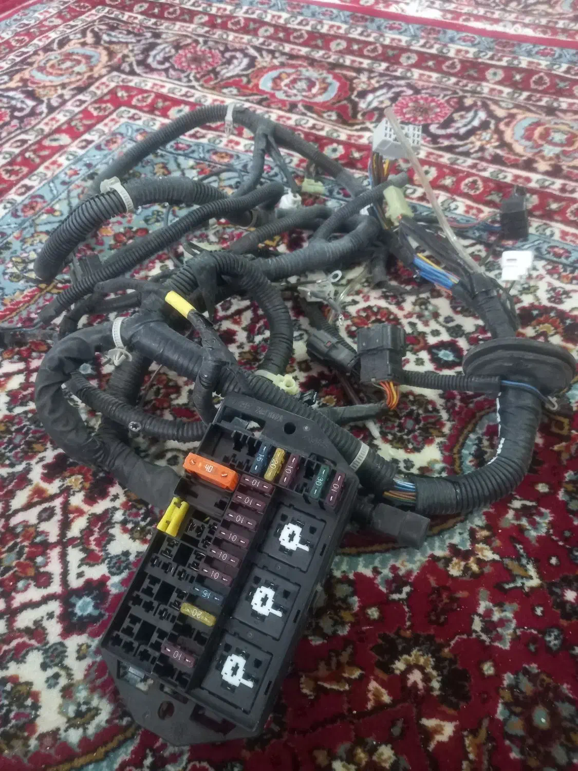 سیمکشی قسمت جعبه فیوز ماتیز ومنیفولد|قطعات یدکی و لوازم جانبی|پردیس, فاز ۸|دیوار