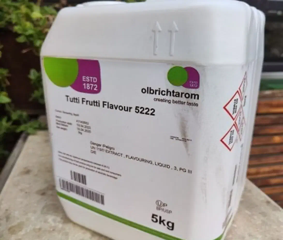 اسانس پرتقال  کارامل وانیل کره زرشک آلبالو|خوردنی و آشامیدنی|تهران, بازار|دیوار