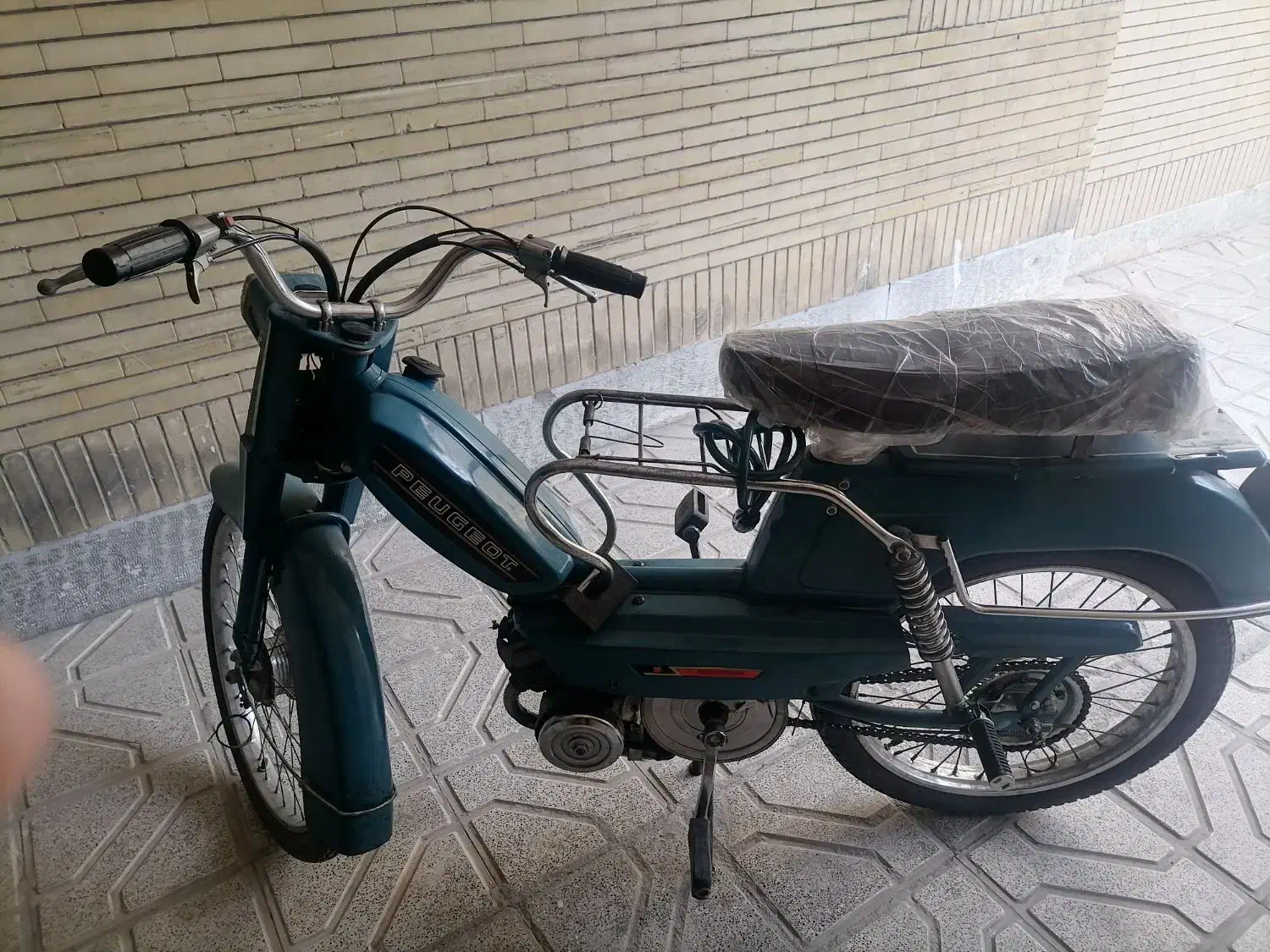 موتور گازی پژوفرانسوی|کلکسیون اشیاء عتیقه|مشهد, رضاشهر|دیوار