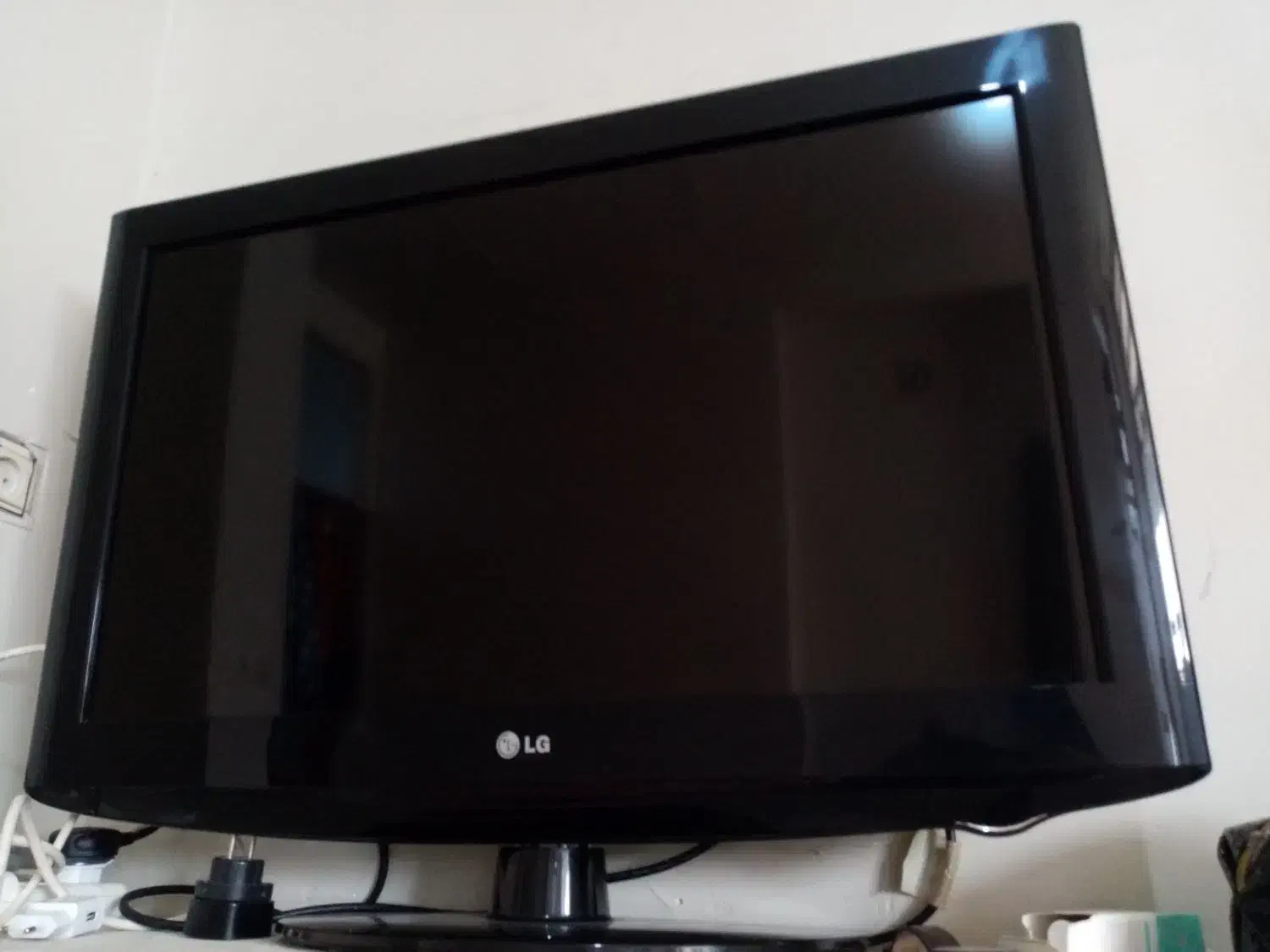 ال سی دی 32 اینج ال جی|تلویزیون و پروژکتور|خرم‌آباد, |دیوار