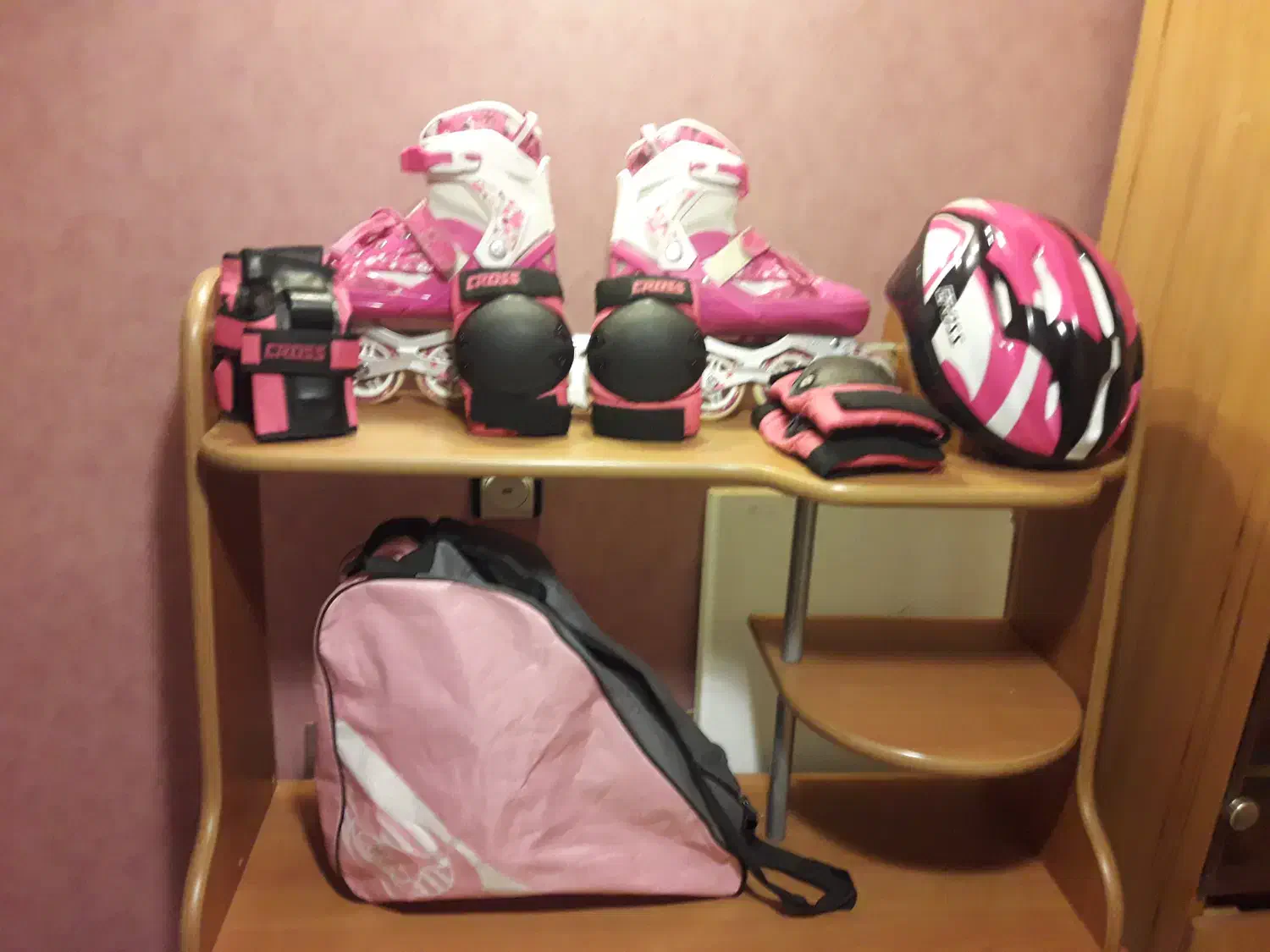 ست کامل کفش اسکیت خارجی با کلیه لوازم|دوچرخه، اسکیت، اسکوتر|تهران, حسینآباد|دیوار