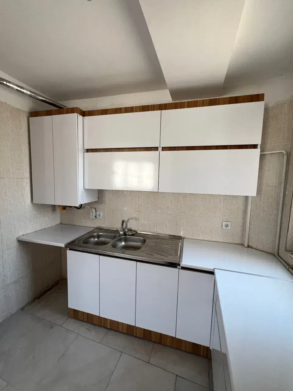 اجاره ۸۰ متری ارتیمان خیابان سرزمین مهستان|اجارهٔ آپارتمان|هشتگرد, شهرک آرتیمان|دیوار