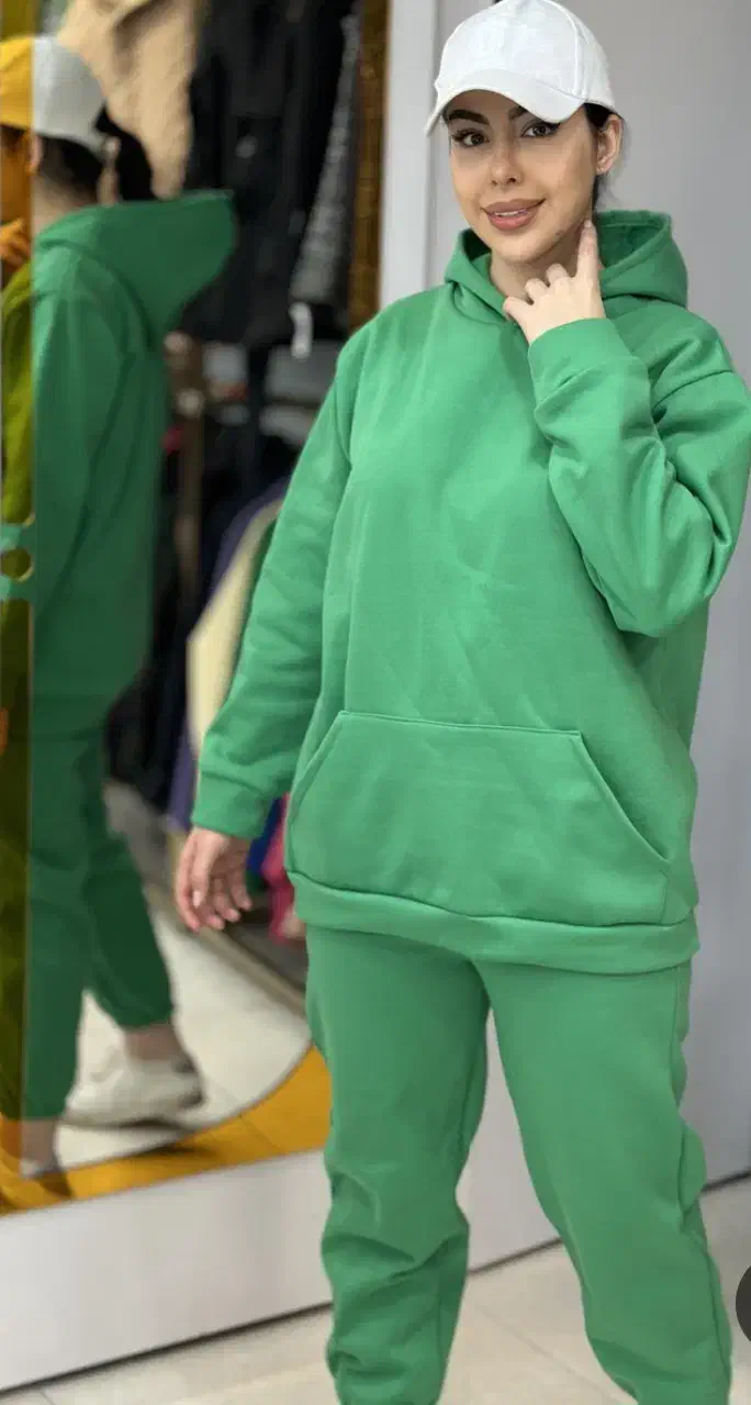 هودی و دورس|لباس|نیشابور, شهید جعفری|دیوار