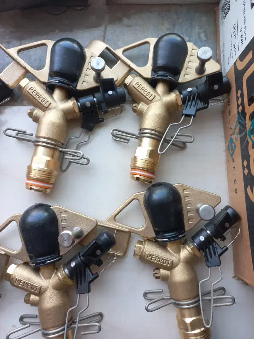 آبپاش تنظیمی و تمام دور|خدمات باغبانی و درختکاری|قزوین, |دیوار