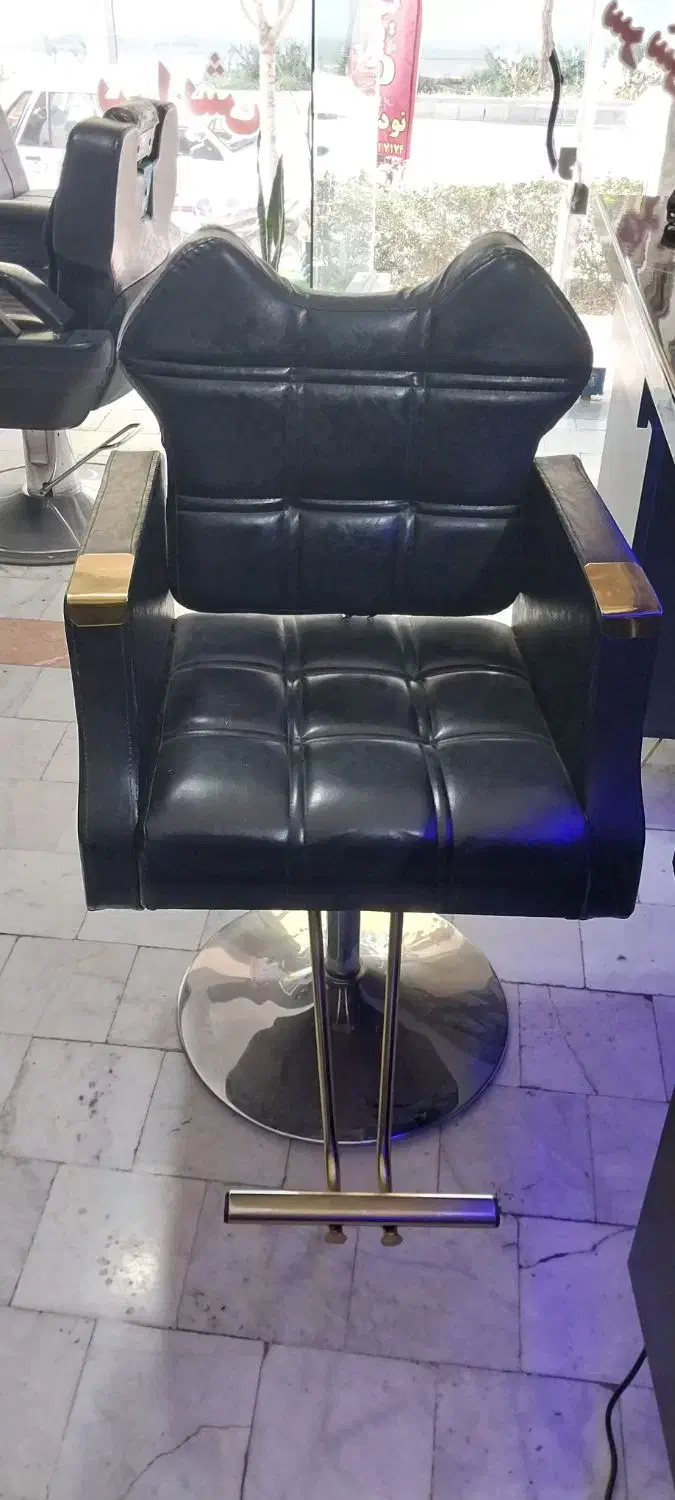 صندلی اصلاح|آرایشگاه و سالنهای زیبایی|بجنورد, |دیوار