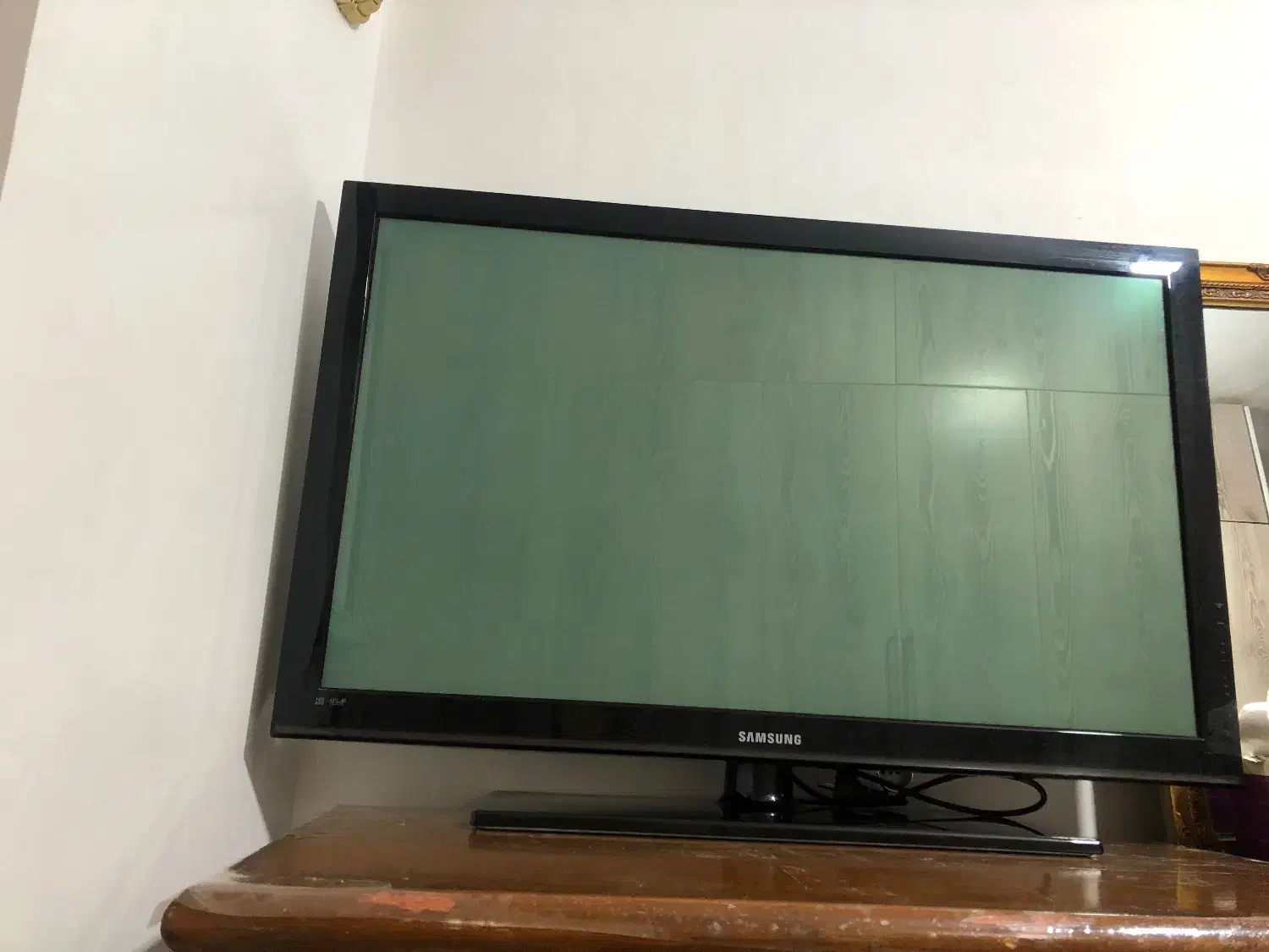 تلویزیون ال سی دی42 اینچ|تلویزیون و پروژکتور|قیدار, |دیوار