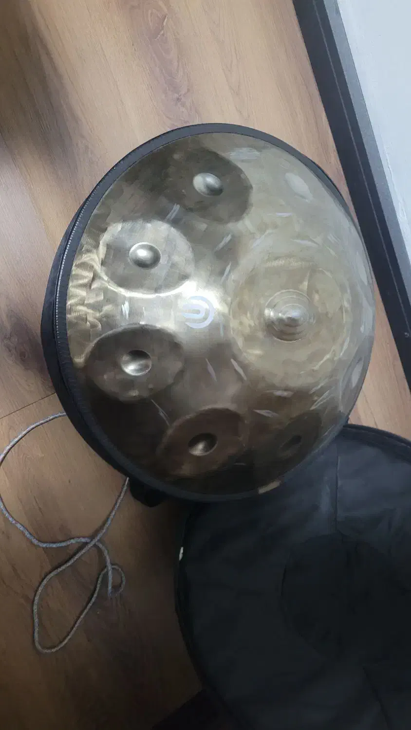 هنگدرام|درام و پرکاشن|رشت, فلسطین|دیوار