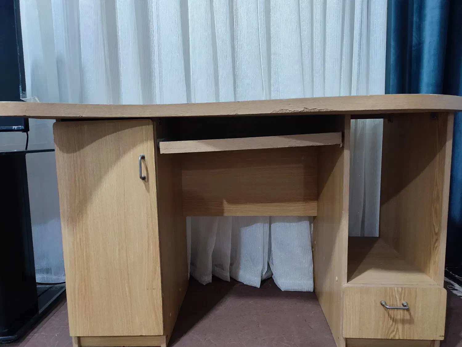 سوسنگرد|میز تحریر و کامپیوتر|سوسنگرد, |دیوار