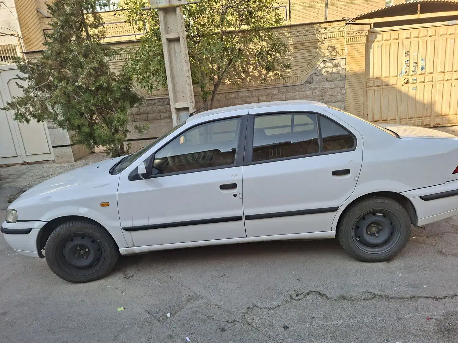 سمند  سفید lx مدل ۹۹|خودرو سواری و وانت|شیراز, شهرک مطهری|دیوار