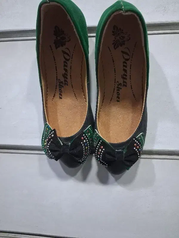 کفش ۱۰۰ هزار تومان|کیف، کفش، کمربند|مرودشت, ژیان|دیوار