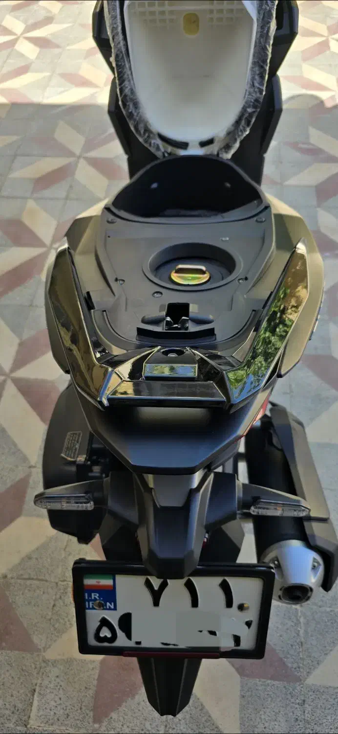 کلیک ۱۷۰ مشابه صفر|موتورسیکلت|شیراز, بریجستون|دیوار