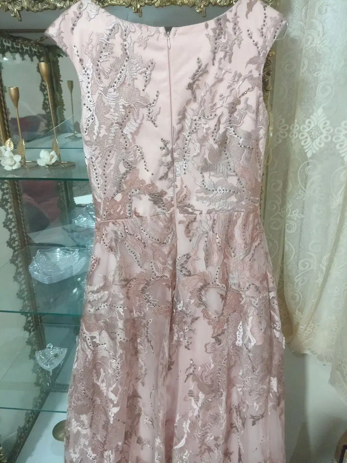 پیراهن مجلسی|لباس|همدان, |دیوار