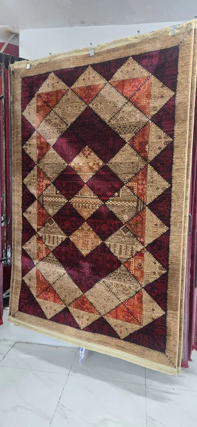 فرش شرابی|فرش|کرج, کلاک پایین|دیوار