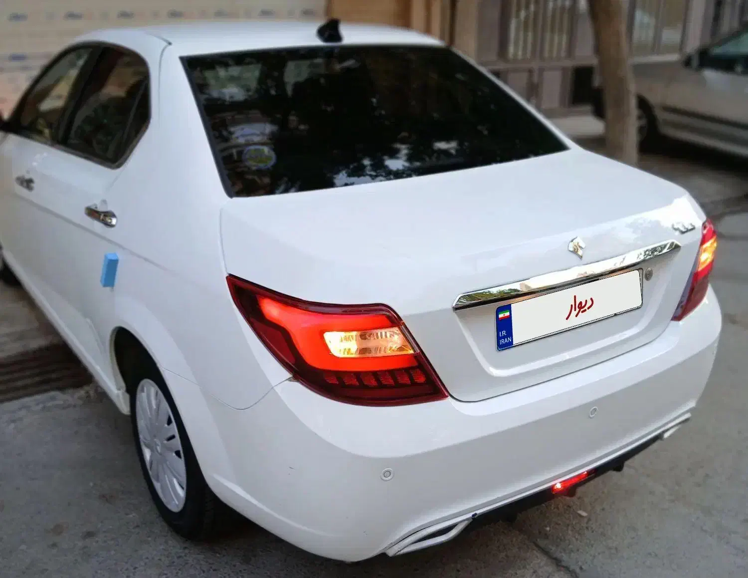 دنا پلاس مدل 1402 مشابه صفر|خودرو سواری و وانت|مشهد, عبادی|دیوار