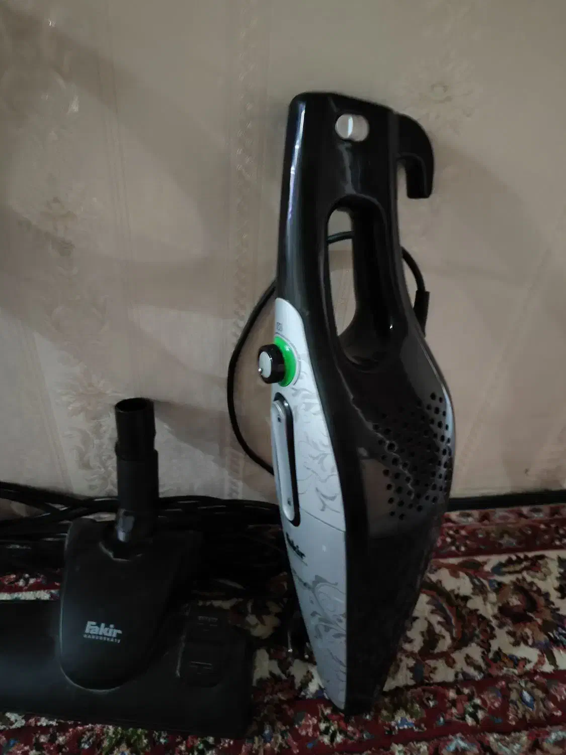 جارو عصایی ترک|جاروبرقی، جارو شارژی، بخارشو|شاهینشهر, مخابرات (شهید بهشتی)|دیوار