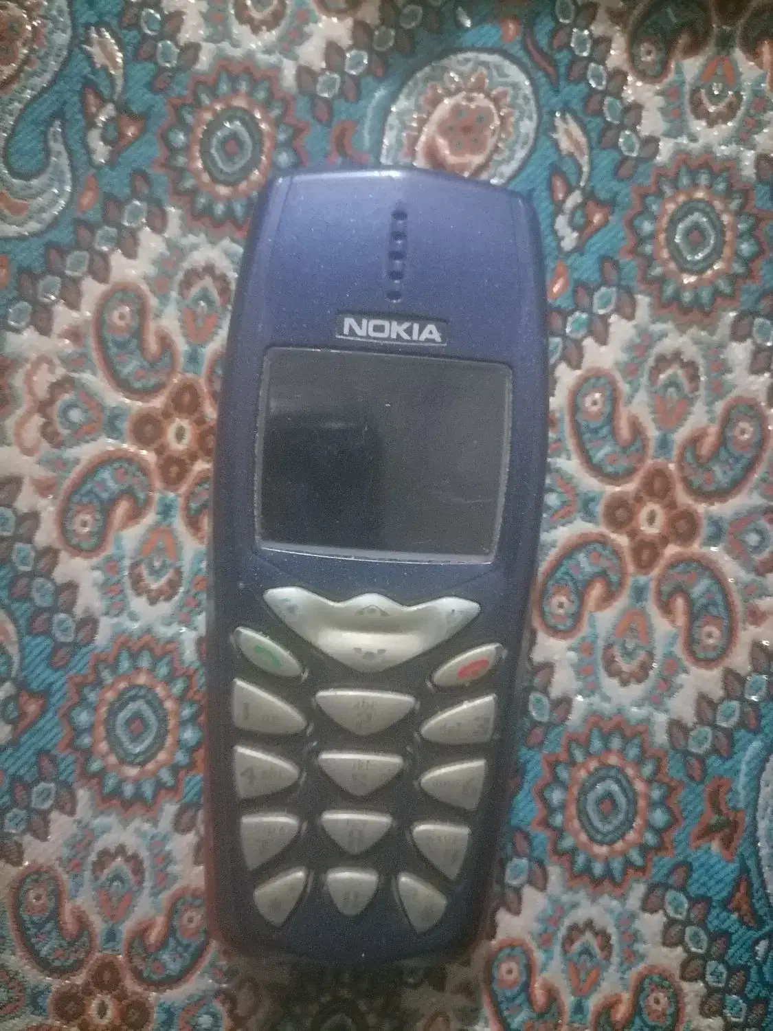 گوشس نوکیا قدیمی سالم|موبایل|یزد, |دیوار