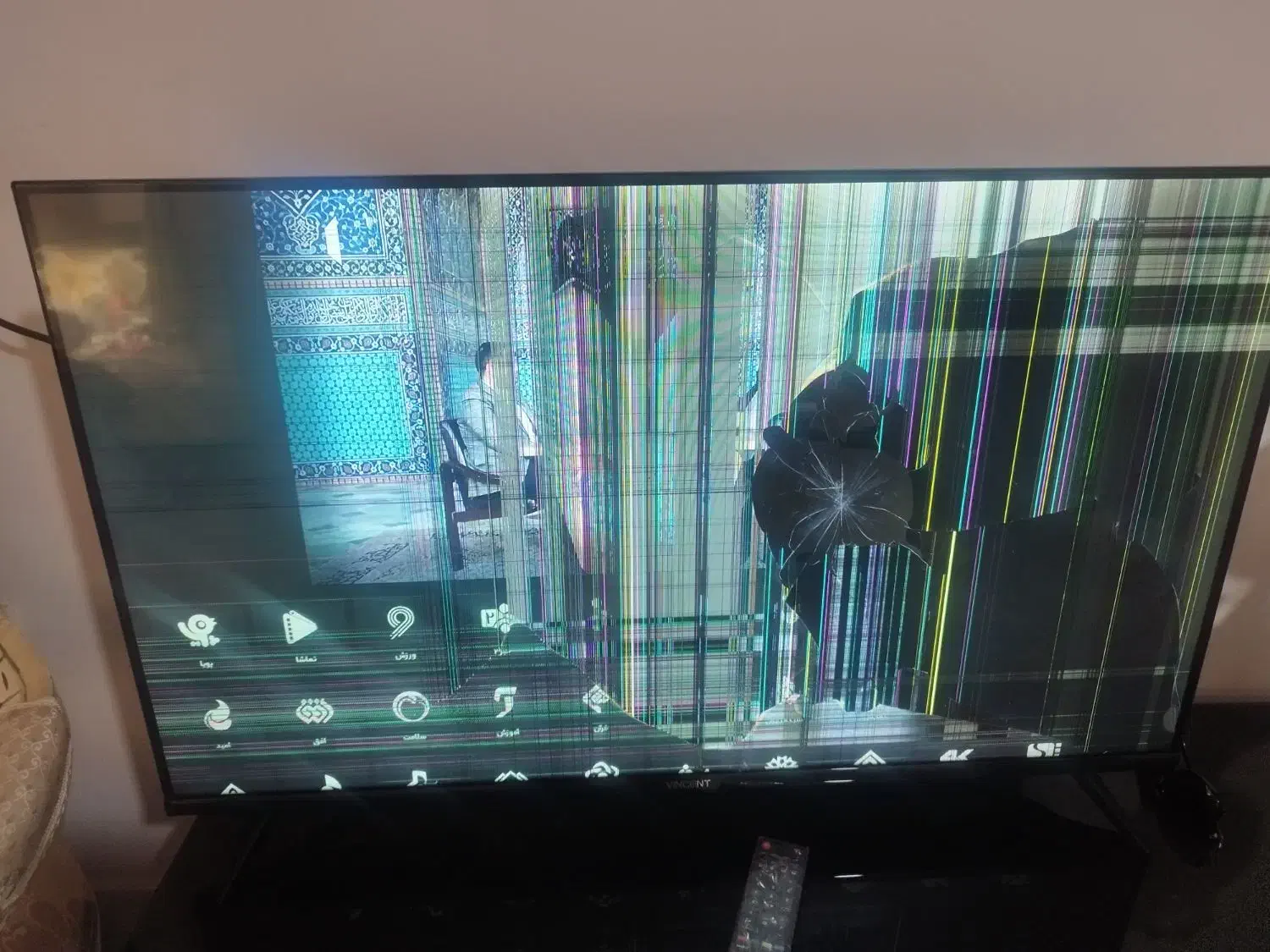 فروش تلویزیون ال ای دی شکسته|تلویزیون و پروژکتور|شاهرود, |دیوار