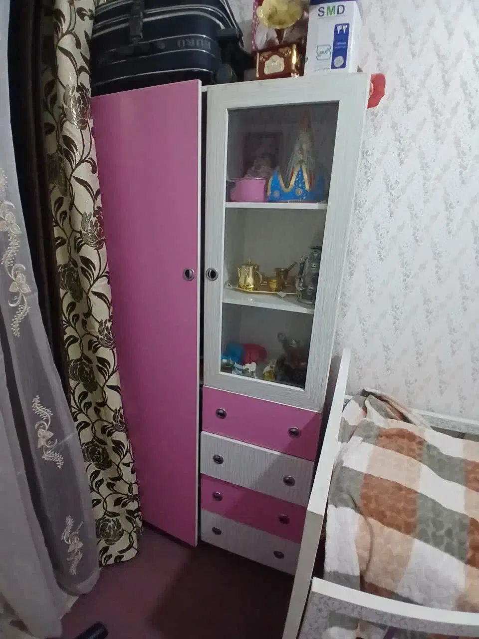 کمدوتختخواب کاملاسالم هردوباهم فقط ۳تومن|تخت و سرویس خواب|سبزوار, شهرک ابوذر|دیوار