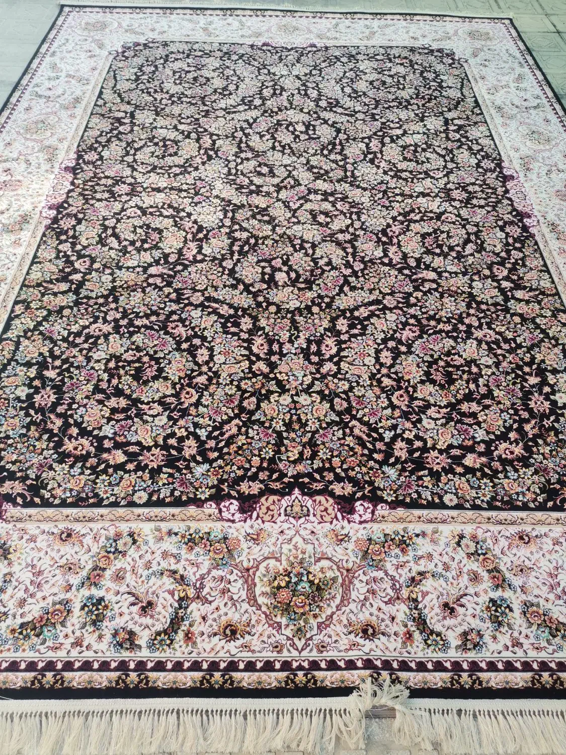 چهار تخته 12 متری 1200 شبیه هم|فرش|مرودشت, بیست متری بیمارستان|دیوار