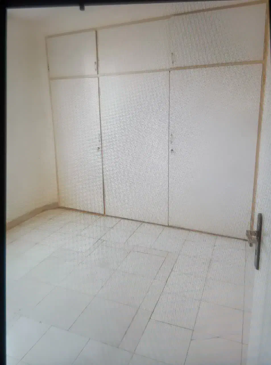 واحد خوش نقشه و پر نور محدوده خ آذر فلکه پنجم|اجارهٔ آپارتمان|فردیس, فردیس|دیوار