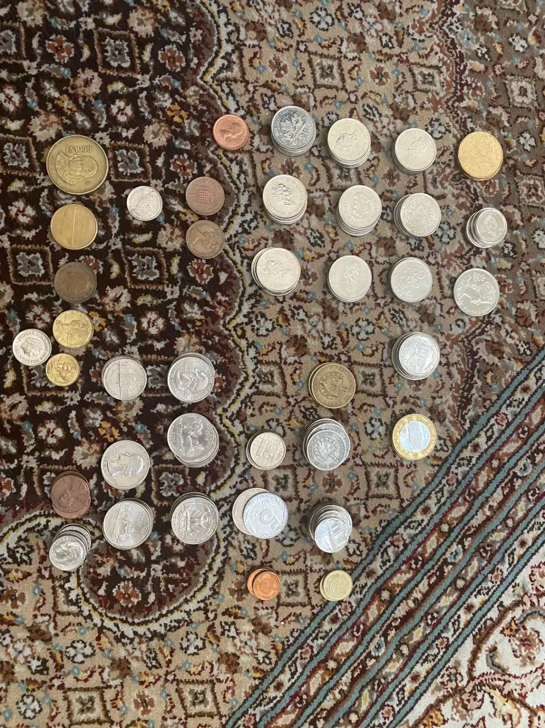 تعداد زیادی سکه های خارجی و ایرانی قدیمی و جدید|کلکسیون سکه، تمبر، اسکناس|تهران, شهرآرا|دیوار